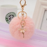 Porte-clés Pompon Fille Ballerine en Cristal Adorable de Noël, Pendentifs Boule Moelleuse Ange Dansant Doré, Bijoux de Mode pour Femmes