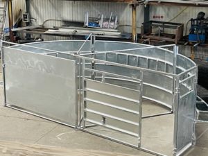 Panneaux <span class=keywords><strong>de</strong></span> course incurvés Panneaux <span class=keywords><strong>de</strong></span> course incurvés pour bovins Équipement <span class=keywords><strong>de</strong></span> manutention <span class=keywords><strong>de</strong></span> bétail Panneau d'élevage - Product Image 4