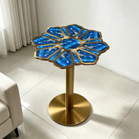Table d'appoint décorative en résine époxy classique en forme de fleur, avec cadre en métal doré, pour salon et chambre à coucher