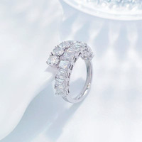 Anello di Fidanzamento con Diamanti Sintetici in Platino PT950, Elegante Anello Impilabile da Donna per Matrimonio, Gioielleria Fine