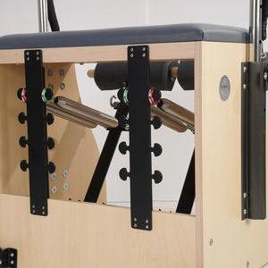 Équipement de studio en bois d'érable - Chaise de Pilates combinée pour le yoga corporel et la remise en forme, avec poignée et anneau de traction, axée sur la santé - Product Image 3