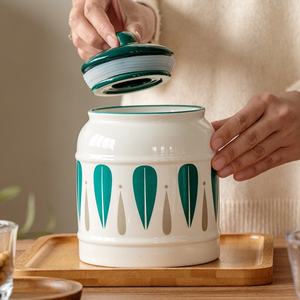 Bocaux <span class=keywords><strong>de</strong></span> cuisine en céramique au design moderne personnalisé couvercle scellé pour thé lait en poudre café collations chili saindoux stockage <span class=keywords><strong>de</strong></span> bijoux - Product Image 3