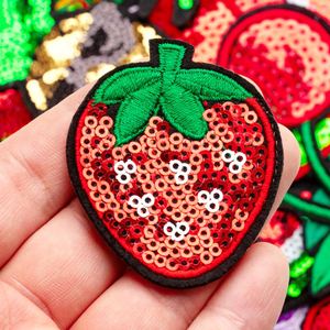Patchs thermocollants brodés de sequins en forme de fruits de dessin animé pour vêtements d'enfants - Product Image 5