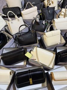 Sacs à main pour femmes, nouveaux sacs de créateurs de haute qualité, sacs de plage en toile à prix de gros, expédition aléatoire - Product Image 3