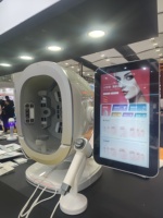3D AI Magic Mirror Bitmoji HD Skin Analysis Machine Professional Full Face Skin Moisture Blackhead Detection UV Skin Analyzer