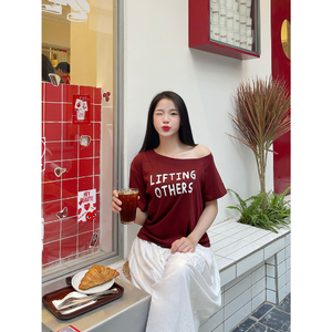 T-shirt femme compressé écologique le plus vendu, coupe ajustée, style coréen, 100 % coton, vêtement professionnel tendance, fabriqué au Vietnam - Product Image 3