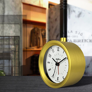 Deheng Design unico tavolo da scrivania meccanico in metallo dorato da 4 pollici per caffè dell'hotel piccola sveglia con luce notturna - Product Image 5