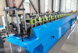 Macchina per la Formatura di Grondaie Collettrici d'Acqua Impermeabili Personalizzate di Alta Qualità in Vendita - Product Image 4