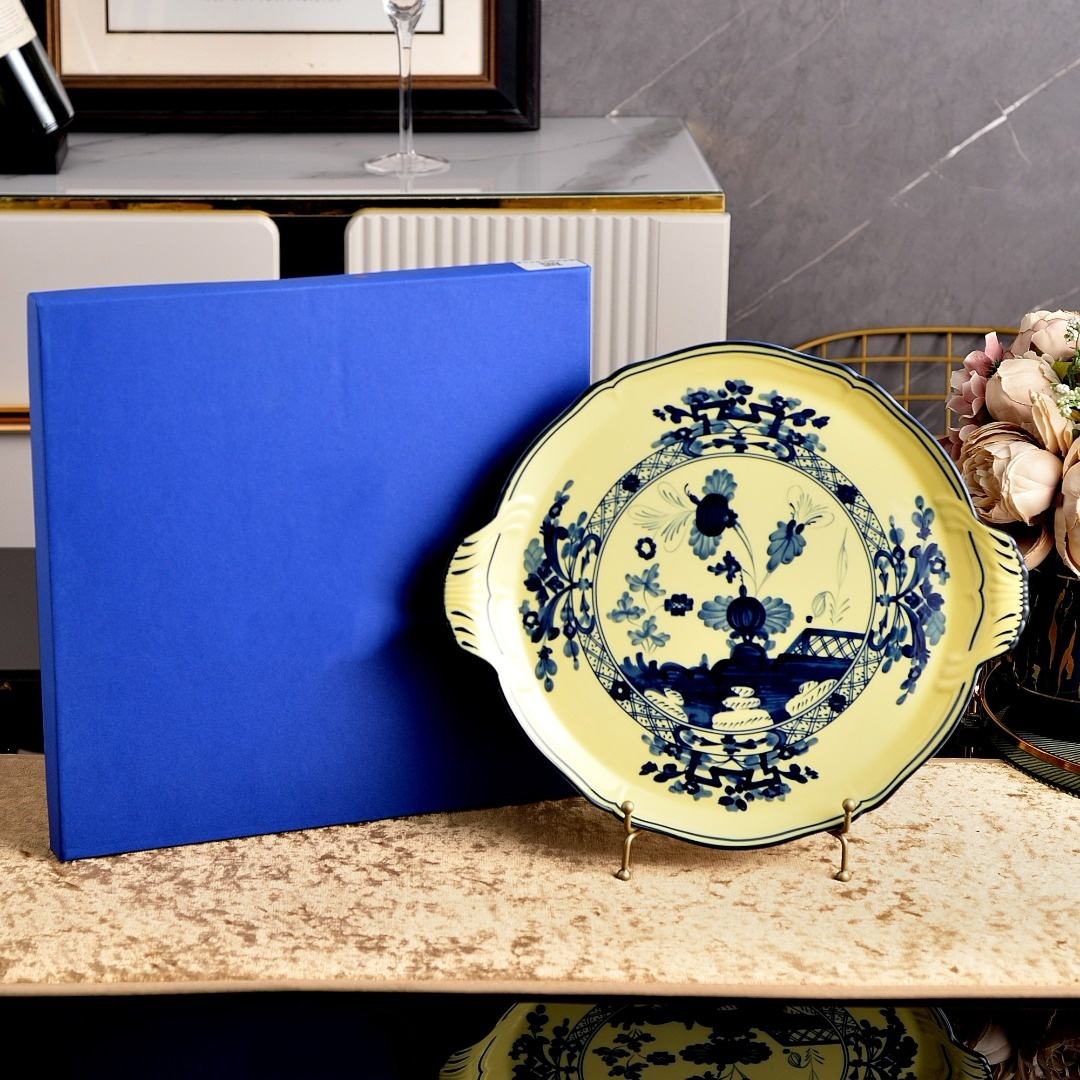 เหลืองอ่อน