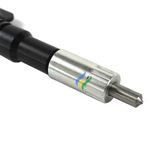 Inyector diésel Common Rail 0950001211 <span class=keywords><strong>095000</strong></span>-<span class=keywords><strong>1211</strong></span> <span class=keywords><strong>095000</strong></span> <span class=keywords><strong>1211</strong></span> para KOMTASU 6156-11-3300 - Product Image 6