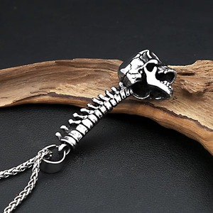 Yunnique – collier avec pendentif tête de mort en acier inoxydable pour hommes, design squelette, style punk, chaîne de 60cm - Product Image 3