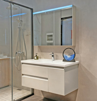 Meuble de salle de bain mural en PVC blanc chaud avec miroir LED en PET mat et acier inoxydable, tiroirs gauche, porte droite, rangement pour projets hôteliers