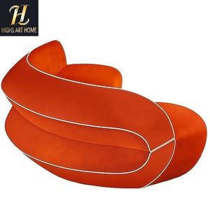 HIGHS ART Bestseller - Meubles de design italien - Canapé moderne de luxe incurvé - Canapés en cuir véritable - Canapé rouge pour villa - Product Image 2