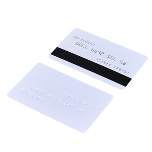 Carta Regalo in PVC Stampata Resistente e Impermeabile con Chip e Banda Magnetica - Product Image 2