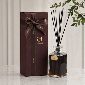 Aikun 950ml Square Glass Long Lasting <b>Reed</b> <b>Diffuser</b> with Any Scent Gold Foil Logo Burgundy Bow Gift Box Small Batch for Brands - Product Image 1