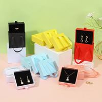 Boîtes d'emballage de bijoux en carton rigide de luxe personnalisées en gros, laminage mat, recyclables pour colliers, boucles d'oreilles, bracelets