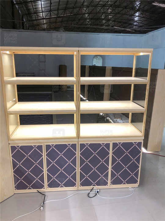 Customized Wooden Bakery Display Racks - Trendy & Durable