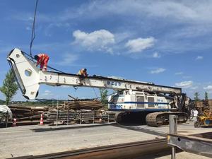 เครื่องตอกเสาเข็ม Soilmec SR-65 SR60 R-622HD R-515 R-625HD Soilmec R-516 Sr65 Sr70 Sr80c เครื่องเจาะดินไฮดรอลิกมือสอง - Product Image 2
