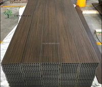 Vente en gros usine : Terrasse en WPC IPE moderne, la plus populaire, étanche, antidérapante, co-extrudée, à emboîtement, en poudre de bois et HDPE