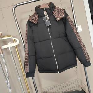 Giacca Reversibile di Lusso 2026 Di, 90% Piuma d'Oca, Impermeabile e Traspirante, Cappotto alla Moda con Zip e Logo Frontale per Uomo e Donna - Product Image 2