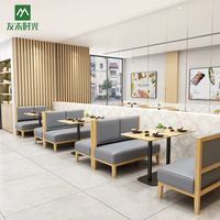 Ensemble de mobilier moderne pour hôtels et restaurants commerciaux : Table à manger en bois massif, chaises assorties, banquette, sièges pour café et fast-food