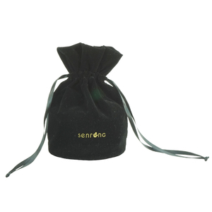 Pochette à bijoux personnalisée en velours rouge noir beige avec motif de lettres imprimées en or et fermeture à ficelle-pour le rangement du logo - Product Image 5