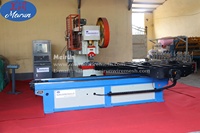 Machine de pressage de poinçons cnc de plaque d'acier métallique perforée