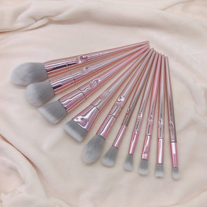 Juego de 10 brochas de maquillaje facial de pelo sintético húmedo y salvaje con diseño láser - Product Image 3