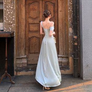 Vestido <span class=keywords><strong>Maxi</strong></span> de Moda Comercial, Nueva Llegada, Tendencia Actual, Satén Azul Celeste con Tirantes Anchos para Looks Virales - Product Image 4