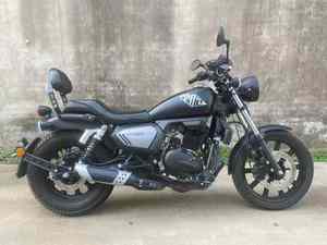 Moto Cruiser Rétro Qianjiang 202 - Chopper Classique Vintage pour la Conduite Urbaine - Product Image 6