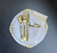 Service de vaisselle jetable doré 175 pièces pour fête, 25 invités : 25 assiettes en plastique dorées, 25 assiettes à dessert et couverts