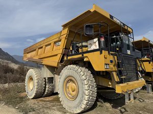 รถดัมพ์มือสอง CAT 773E สำหรับงานเหมือง แบบมีข้อต่อ ขับเคลื่อนด้วยดีเซล 4x2 ความจุมากกว่า 50 ตัน กำลัง 501 กิโลวัตต์ มาตรฐานไอเสียยูโร 2 เกียร์อัตโนมัติ พร้อมระบบปรับอากาศ บริการนอกสถานที่ ขายแล้ว - Product Image 6