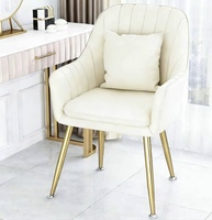 Fauteuil de salon moderne et minimaliste rembourré avec rembourrage en mousse et pieds en métal, chaise de salon à dossier en latex