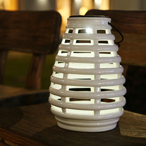 Lámpara Solar de Jardín, Farol de Hierro con Efecto de Llama LED, Resistente al Agua, Portátil para Exteriores, 12V, Energía Solar Mono Si - Product Image 3