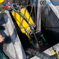 Robot Pengeruk Bawah Air Beroda Karet Kelas Industri dengan Kontrol Jarak Jauh dan Layar untuk Saluran Pembuangan Kota