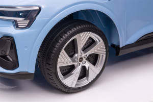 Voiture électrique pour enfants sous licence -e <span class=keywords><strong>Tron</strong></span> Sportback, voiture à batterie 12v pour enfants - Product Image 4