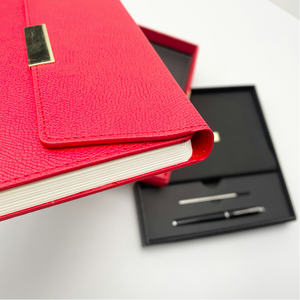 AP Venta al por mayor de lujo A5 diario de cuero cuaderno personalizado diario de oficina de negocios con bolígrafo promocional de lujo conjunto de regalo corporativo - Product Image 5