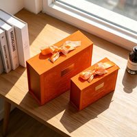 Coffret Cadeau Personnalisé en Velours Orange, Boîtes OEM ODM 2 Tailles avec Nœuds en Satin, Logo Doré et Motif Floral en Relief