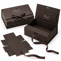 Boîte cadeau royale pliable rigide magnétique personnalisée de luxe avec ruban, poignée et logo en feuille d'or pour emballage de bijoux et produits de beauté