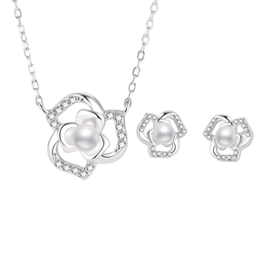 Collier pendentif pour femme en argent pur 925 avec perle d'eau douce et zircone, motif camélia montagne - Product Image 1