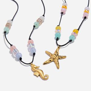 Collar de Cuentas de Inspiración Náutica con Dijes de Estrella Dorada y Caballito de Mar, Cuentas Redondas Coloridas, Hilo Encerado, Aleación de Zinc, Moda - Product Image 1