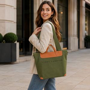 Sac fourre-tout en vente directe d'usine avec sangle réglable et coutures durables, idéal pour un usage quotidien et le shopping - Product Image 5