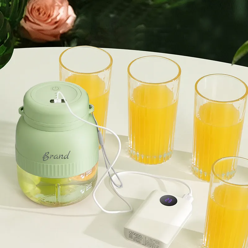 Mesin jus buah segar, Mini pengisian Usb Smoothies listrik Orange Citrus portabel Blender tanpa kabel dan cangkir Juicer