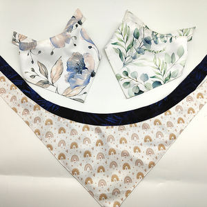 Bandana pour chien personnalisée avec logo, épaisse et grande, en polyester, à motif imprimé printanier, vente en gros - Product Image 4