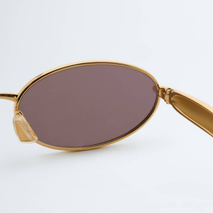 Gafas de Sol Ovaladas Modernas Bottega BV, Montura de Metal Pulido, Lentes de Moda para Fiestas y Uso Diario, Veneta - Product Image 5