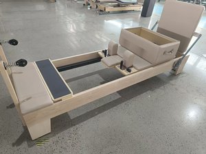 China Supplier Wholesale Adjustable Foot <b>Bar</b> Home <b>Gym</b> Exercise Core Bed Wooden Reformer Machine VT-WD-RF02 the "core Engine" of - Product Image 2