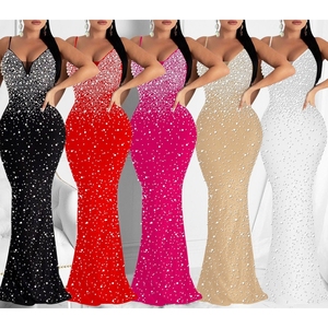 ชุดเดรสคล้องคอประดับพลอยเทียมสำหรับผู้หญิงชุดไนท์คลับสุดเซ็กซี่สินค้าออกใหม่ - Product Image 1