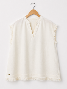 Achetez une blouse d'été décontractée pour femme, blanche, sans manches, à franges, col en V, coupe ample, pour un usage quotidien, en vente - Product Image 3