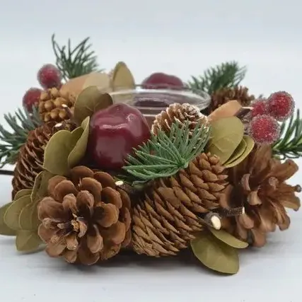 Couronne de Noël en pomme de pin-Une décoration rustique et authentique faite à la main