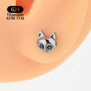 Fox Head <b>Titanium</b> Lip <b>Stud</b> Earrings G23 ASTM F136 6.3mm White Black Zircon Prong Setting Body Jewelry - Product Image 2